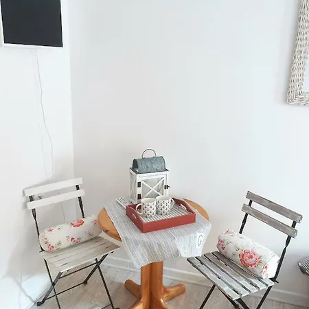 Mini Apartament Marine Свіноуйсьце Екстер'єр фото